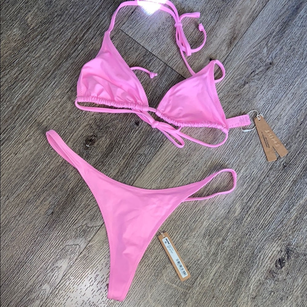 SKIMS RECYCLED light Pink Triangle Top and Thong Bikini Set💕 - Picture 4 of 6